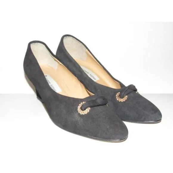 Etienne Aigner, 'Linda' style, size 5.5M, black suede and leather, 2" kitten heel, almond toe pumps with a gold tone accent at the toes!