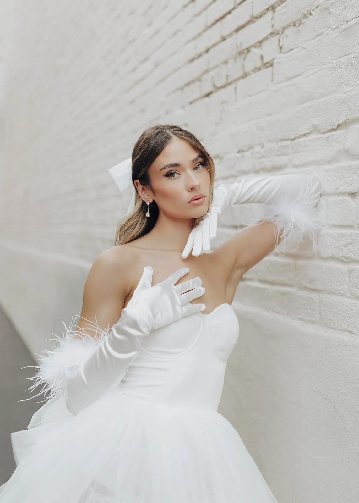 Olivia Feather Gloves