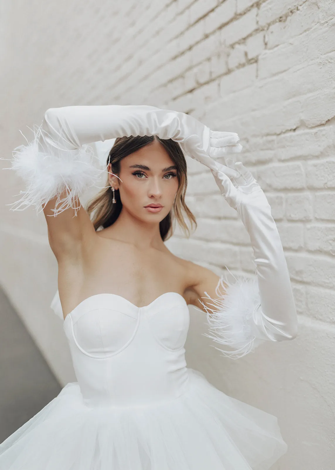 Olivia Feather Gloves